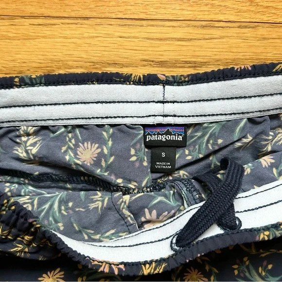 Patagonia Baggies Shorts - Picture 3 of 3